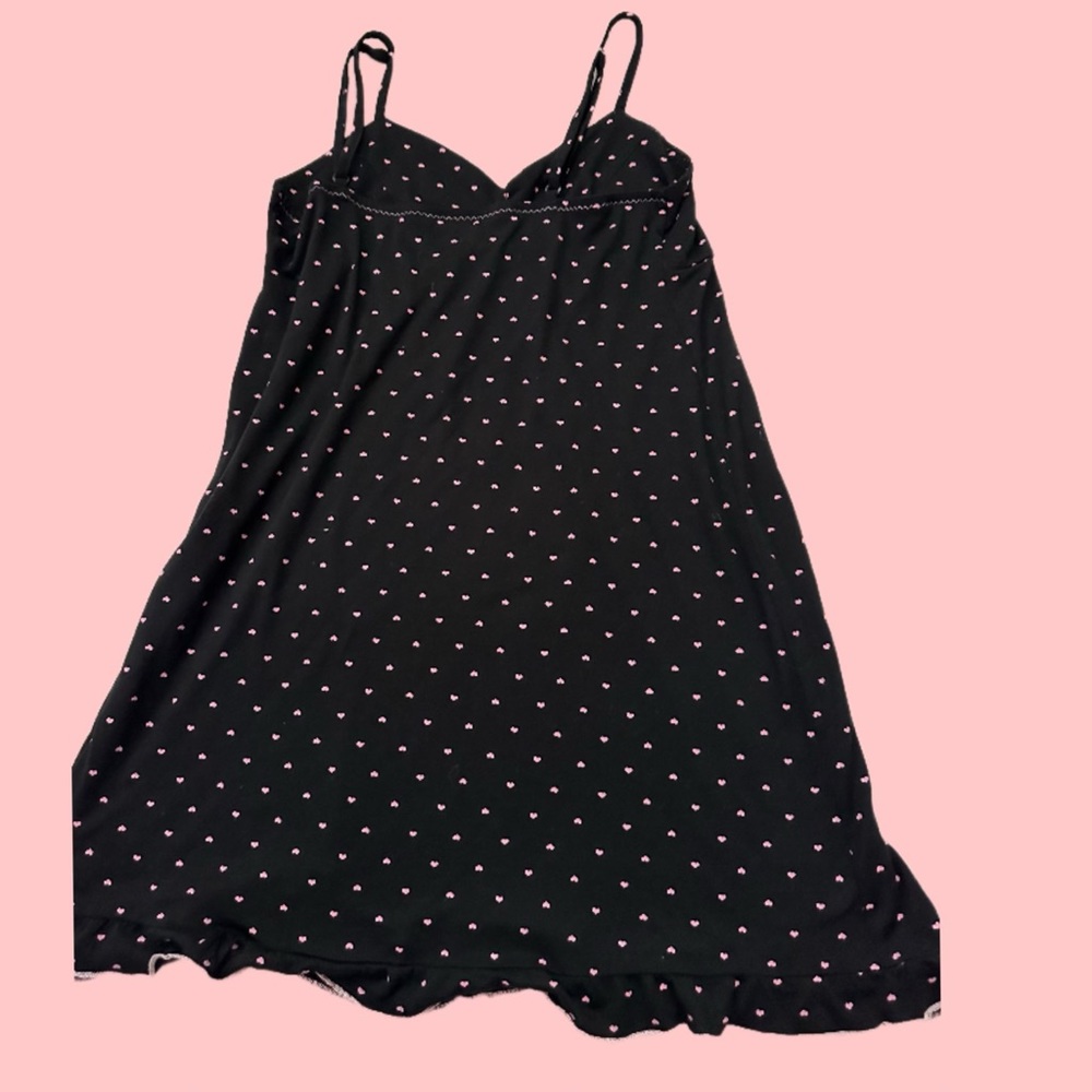 CUT NIGHT DRESS WITH PINK HEARTS AND LITTLE PINK BOW IN MIDDLE 💗